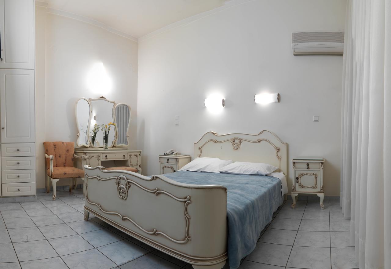 Alex Hotel Tripoli Exteriör bild